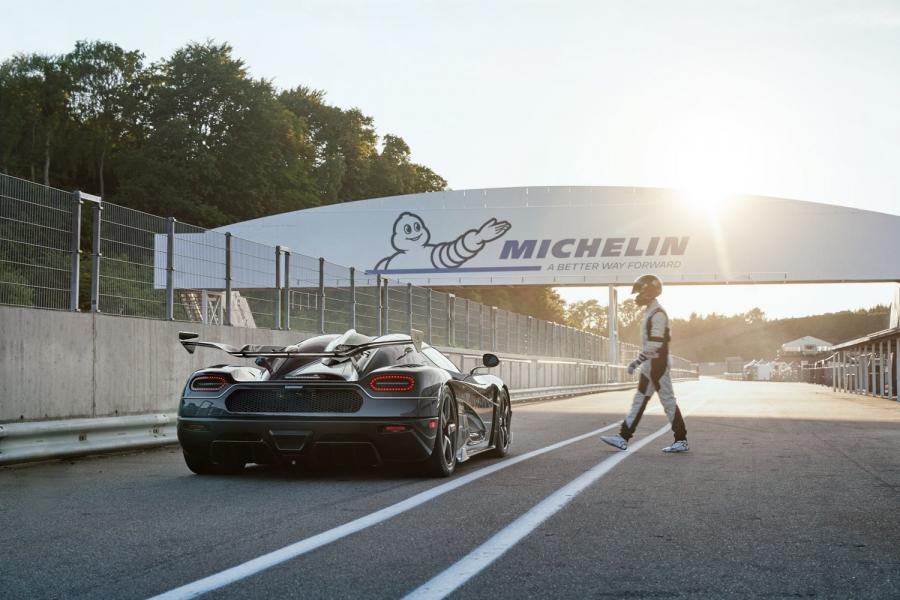  Koenigsegg Agera Final Edition Vader (7160) 2018 года  (фото 2 из 7)